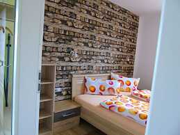Csilla Comfortable Holiday Residence