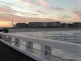 Apartment in Nieuwpoort With sea View