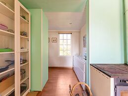 Amazing Holiday Home With Spacious Garden