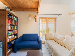 Amazing Holiday Home With Spacious Garden