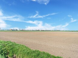 Amazing Holiday Home With Spacious Garden