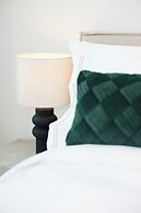 Designer Apartment Hyper Central