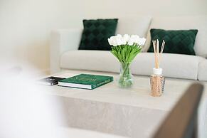 Designer Apartment Hyper Central