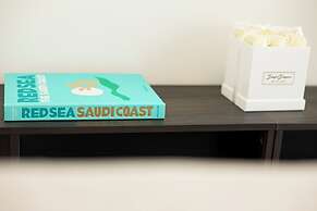 Designer Apartment Hyper Central