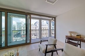 Designer Apartment Hyper Central