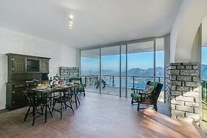 Lago Azzurro Infinity View