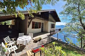 Lago Azzurro Infinity View