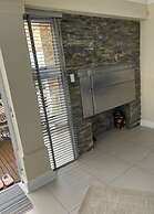 Sunshine Modern Retreat