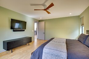 Sprawling Kaufman Home w/ On-site Lake & Fire Pit