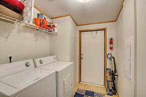 Sprawling Kaufman Home w/ On-site Lake & Fire Pit