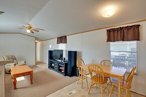 Sprawling Kaufman Home w/ On-site Lake & Fire Pit