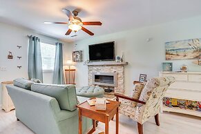 Cozy Goose Creek Escape w/ Patio & Grill