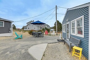 Beachfront Salisbury Retreat w/ Fire Pit & Grill