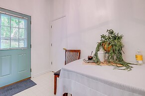 Roanoke Mountain Home: 4 Mi to Blue Ridge Parkway!