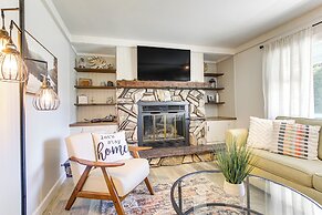 Charming Appleton Getaway ~ 3 Mi to Downtown!