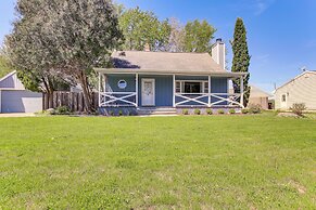 Charming Appleton Getaway ~ 3 Mi to Downtown!