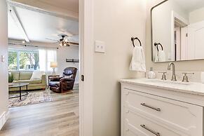 Charming Appleton Getaway ~ 3 Mi to Downtown!