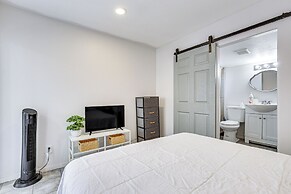 3 Mi to Coachella: Quaint Studio w/ Shared Yard!