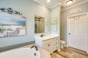 1 Mi to Marina: Rockport Vacation Rental