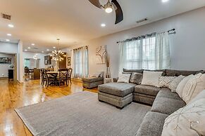 Chic Atlanta Home: Close to Downtown & Stadiums