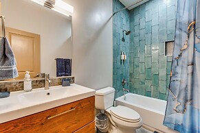 Chic Atlanta Home: Close to Downtown & Stadiums