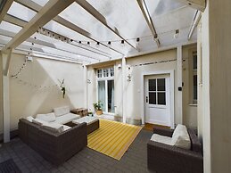 Apartment With Patio in Sopot by Renters