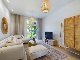 Apartment With Patio in Sopot by Renters