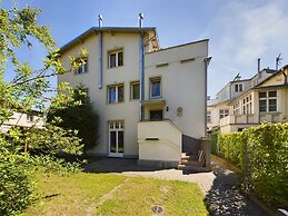 Apartment With Patio in Sopot by Renters