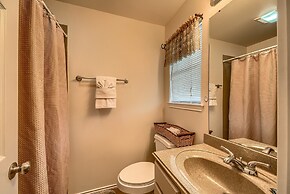 Ww H202 Mather Street Retreat 2 Bedroom Condo by RedAwning