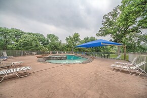 Ww H202 Mather Street Retreat 2 Bedroom Condo by RedAwning