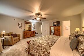 Ww H202 Mather Street Retreat 2 Bedroom Condo by RedAwning