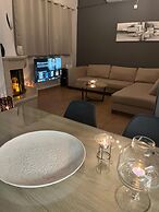 Cozy 2 Bedroom Apartment in Spilia