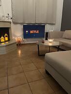 Cozy 2 Bedroom Apartment in Spilia