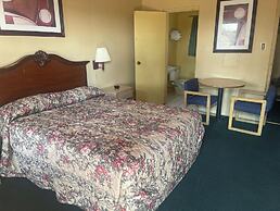 Relax Inn By OYO Clinton