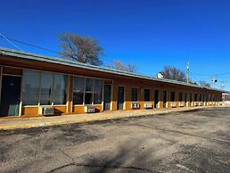 Relax Inn By OYO Clinton