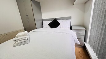 3-bed House in Northolt
