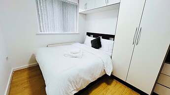 3-bed House in Northolt