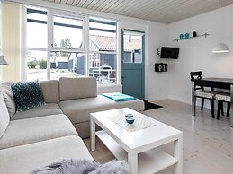 2 Person Holiday Home in Vaeggerlose