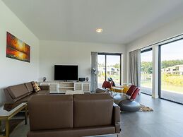 Villa in Zeewolde With Garden