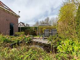 Modern Holiday Home With Garden