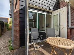 Modern Holiday Home With Garden