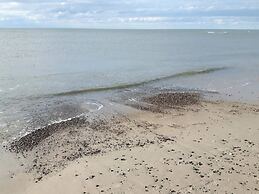 5 Star Holiday Home in Henne