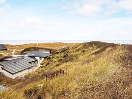 5 Star Holiday Home in Henne