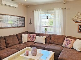 6 Person Holiday Home in Skjaerhalden