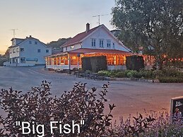6 Person Holiday Home in Skjaerhalden