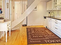 6 Person Holiday Home in Skjaerhalden