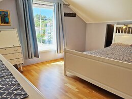 6 Person Holiday Home in Skjaerhalden