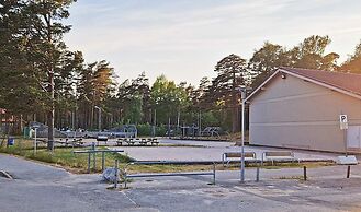 6 Person Holiday Home in Skjaerhalden