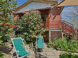 Belvilla by OYO Sassetta 5 Rosa