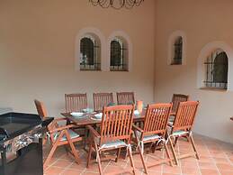House in Montfort-sur-argens With Garden